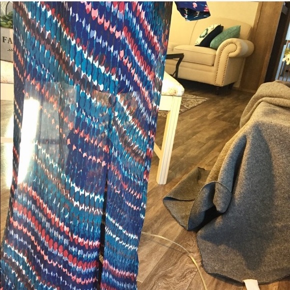 Elegant Long Sleeve Maxi Dress - Picture 4 of 5